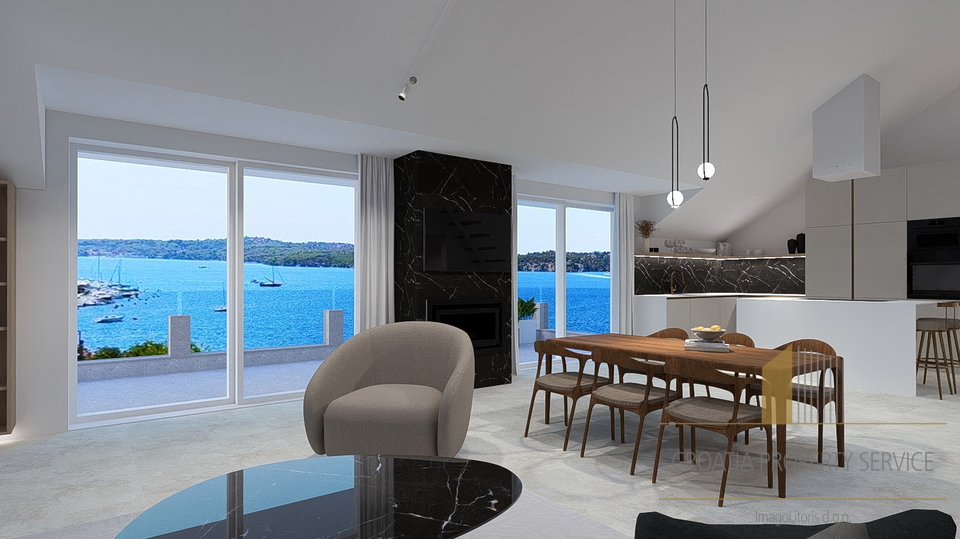 Penthouse with a beautiful sea view 50 meters from the sea in Šibenik!