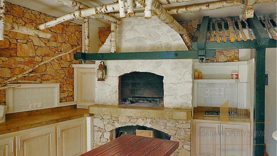 Luxusvilla erste Reihe am Meer &ndash; Ko&scaron;ljun &vert; Privater Pool &vert; Meerblick