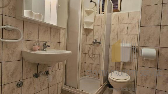 Apartmanska hi&scaron;a prvi vrsti ob pla&zcaron;i - Savar Dugi otok&excl;