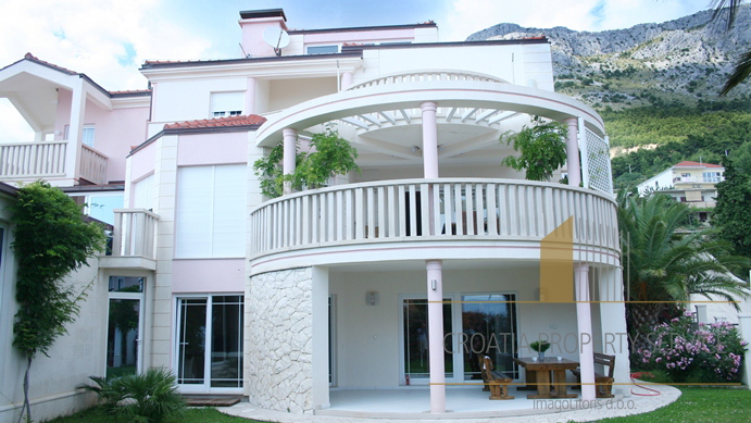 Casa, 742 m2, Vendita, Omiš