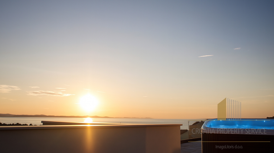 Elegant penthouse with panoramic sea views – Zadar!