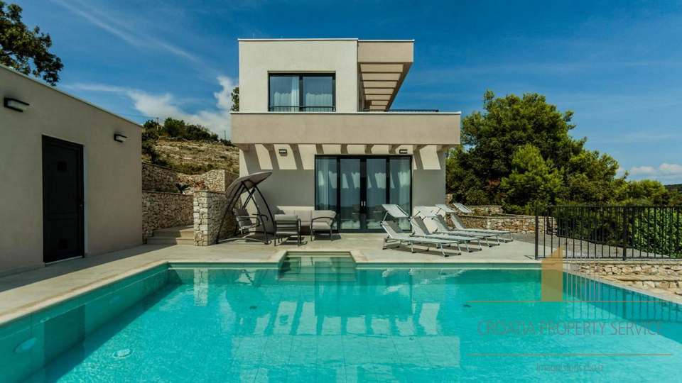 Luxury villa with panoramic sea view near Trogir!