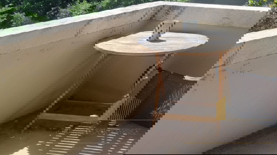 Ekskluzivna priložnost: prostorno stanovanje velikosti 110 m2 v najbolj zaželenem delu Splita!