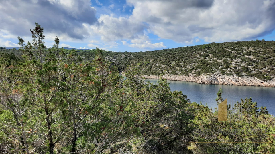 Terreno in prima fila sul mare, Hvar