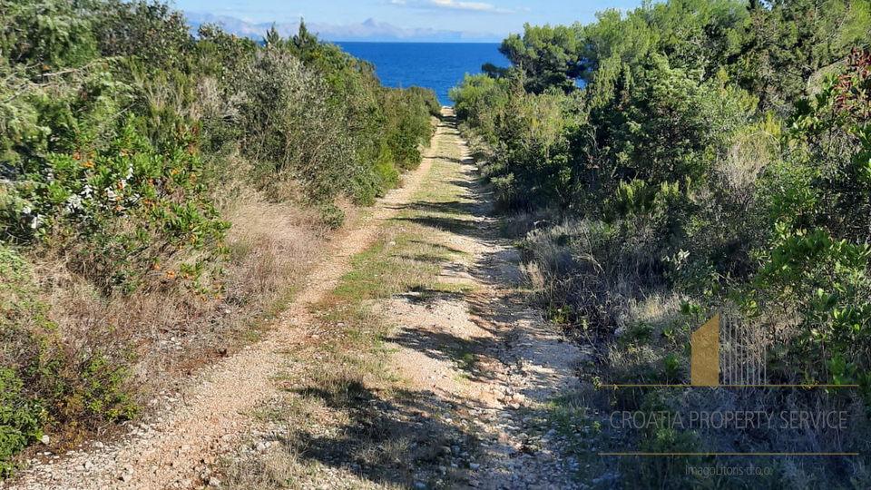 Land, 11950 m2, For Sale, Stari Grad