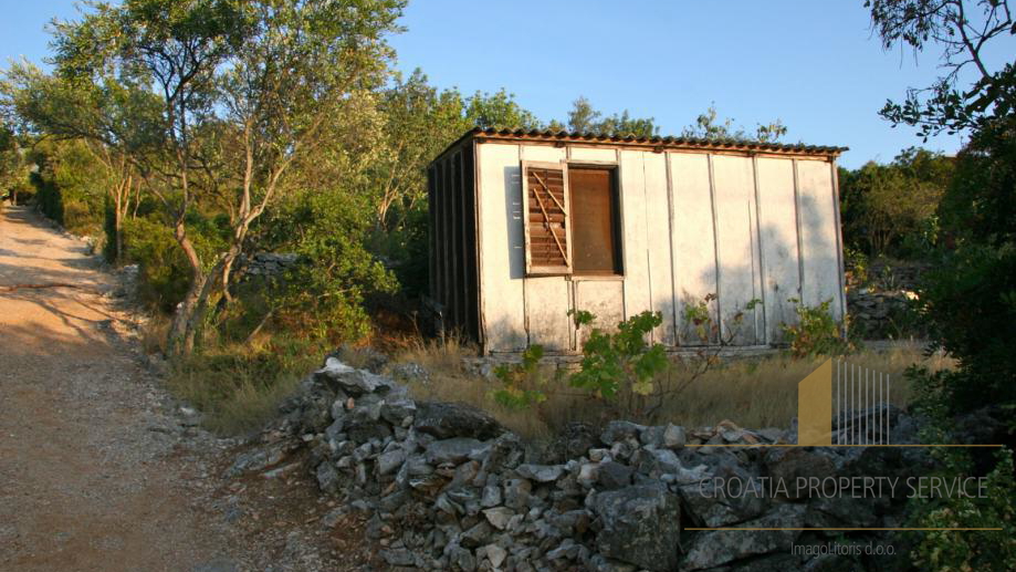 Island Šolta - first row to the sea