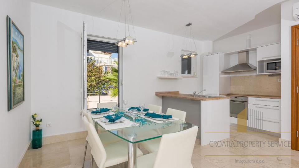 Elegantna mediteranska vila s pogledom na more – Milna, otok Brač!