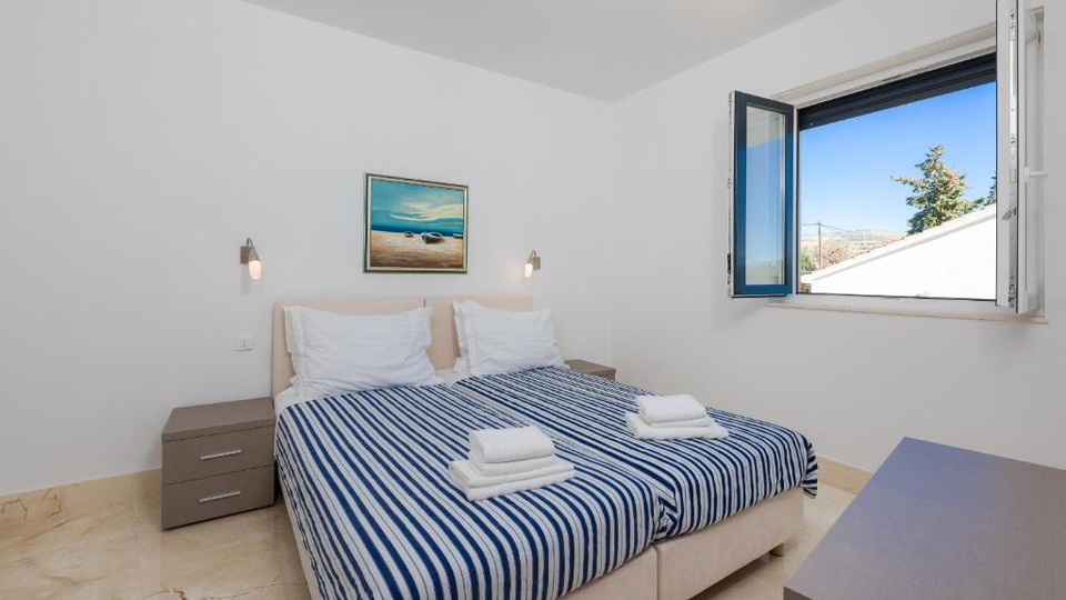 Elegantni stan u Milni na otoku Bra&ccaron;u&comma; samo 300 m od mora&excl;