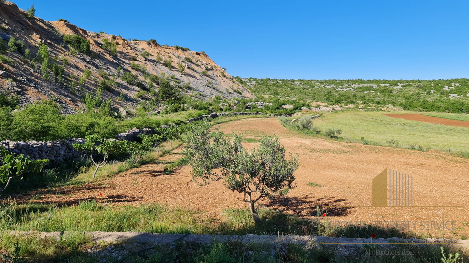 Land, 32000 m2, For Sale, Zadar-okolica