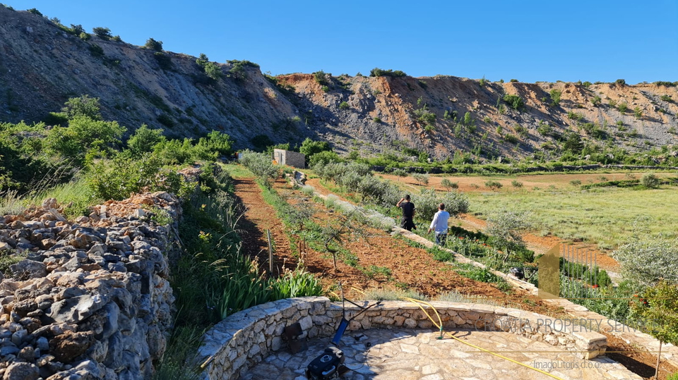 Land, 32000 m2, For Sale, Zadar-okolica