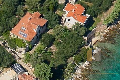 House, 450 m2, For Sale, Hvar