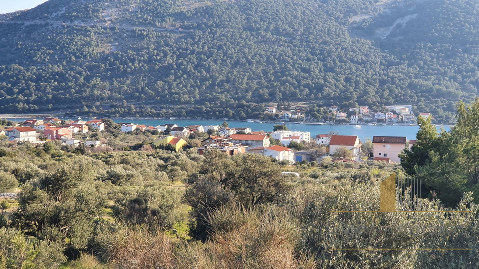 BUILDING LAND PLOT IN GREBAŠTICA WITH CONCEPTUAL SOLUTION FOR BUILDING THREE VILLAS WITH SWIMMING POOLS