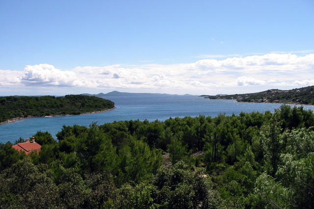 Строительный участок на острове Из, в архипелаге Задар.