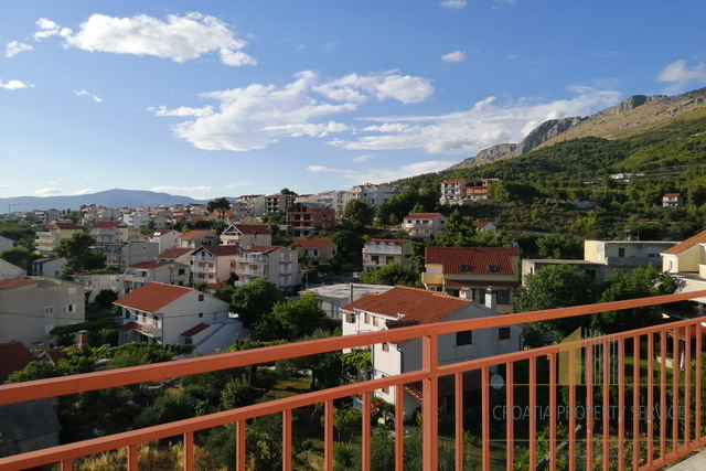 Apartment for sale in Podstrana with sea view; 94m2!