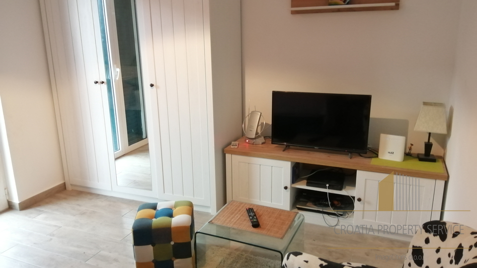 Prodaje se stan u Podstrani s pogledom na more; 94m2!