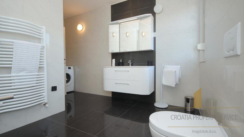 Exklusive Villa in Klis mit Panoramablick auf das Meer und Split&excl;