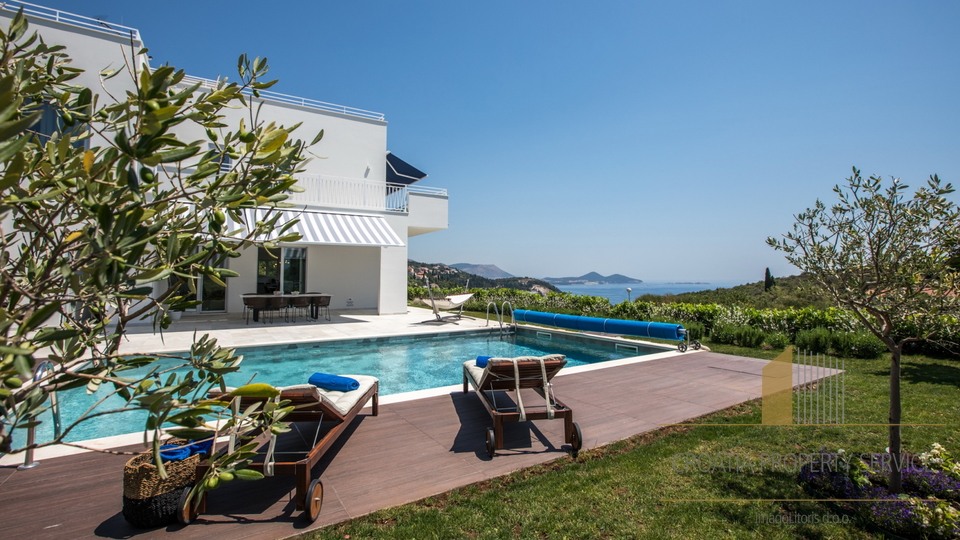 Lussuosa villa 5***** con vista mare nelle vicinanze di Dubrovnik!