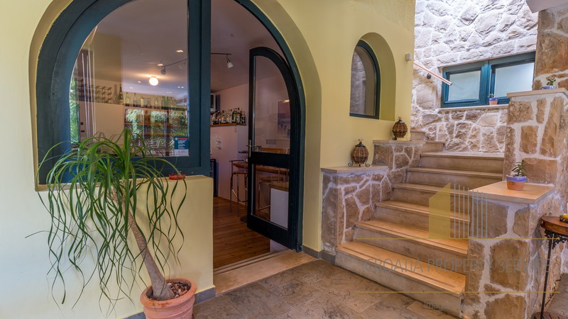 Charming boutique hotel with sea view near Dubrovnik!