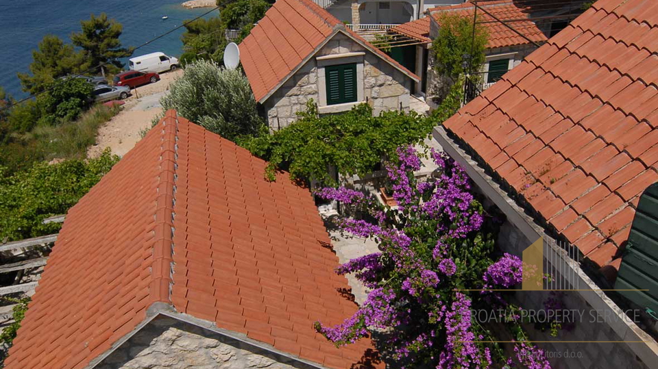 Charming stone house with sea view near Omis!