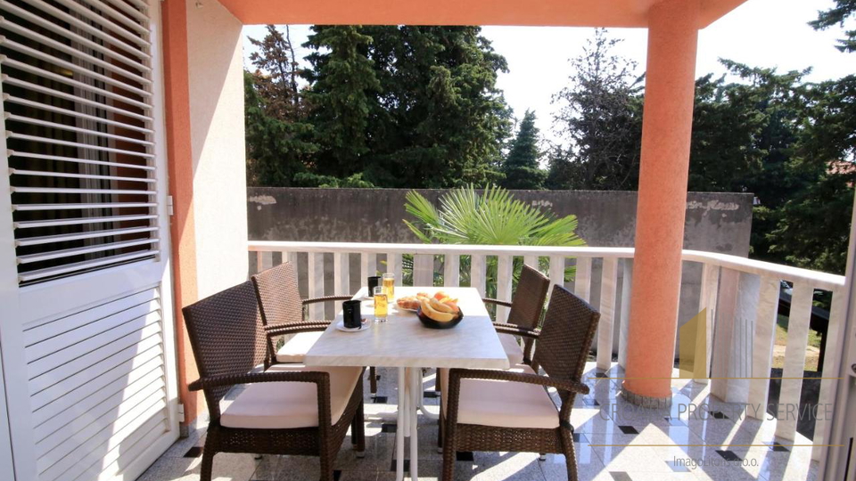 Beautiful apartment house first row to the sea – Sv. Filip i Jakov
