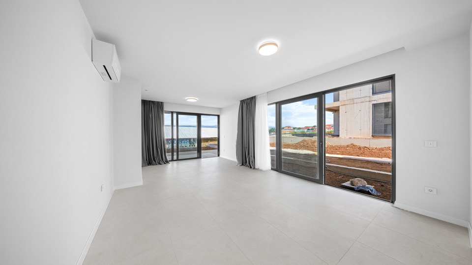 &Rcy;&ocy;&scy;&kcy;&ocy;&shcy;&ncy;&acy;&yacy; &kcy;&vcy;&acy;&rcy;&tcy;&icy;&rcy;&acy; &scy; &scy;&acy;&dcy;&ocy;&mcy; &ncy;&acy; &ecy;&kcy;&scy;&kcy;&lcy;&yucy;&zcy;&icy;&vcy;&ncy;&ocy;&mcy; &mcy;&iecy;&scy;&tcy;&iecy; &vcy; &pcy;&iecy;&rcy;&vcy;&ocy;&jcy; &lcy;&icy;&ncy;&icy;&icy; &ucy; &pcy;&lcy;&yacy;&zhcy;&acy; &ndash; &Pcy;&rcy;&icy;&vcy;&lcy;&acy;&kcy;&acy;&excl;