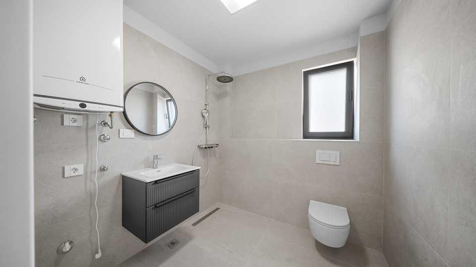 &Rcy;&ocy;&scy;&kcy;&ocy;&shcy;&ncy;&acy;&yacy; &kcy;&vcy;&acy;&rcy;&tcy;&icy;&rcy;&acy; &scy; &scy;&acy;&dcy;&ocy;&mcy; &ncy;&acy; &ecy;&kcy;&scy;&kcy;&lcy;&yucy;&zcy;&icy;&vcy;&ncy;&ocy;&mcy; &mcy;&iecy;&scy;&tcy;&iecy; &vcy; &pcy;&iecy;&rcy;&vcy;&ocy;&jcy; &lcy;&icy;&ncy;&icy;&icy; &ucy; &pcy;&lcy;&yacy;&zhcy;&acy; &ndash; &Pcy;&rcy;&icy;&vcy;&lcy;&acy;&kcy;&acy;&excl;