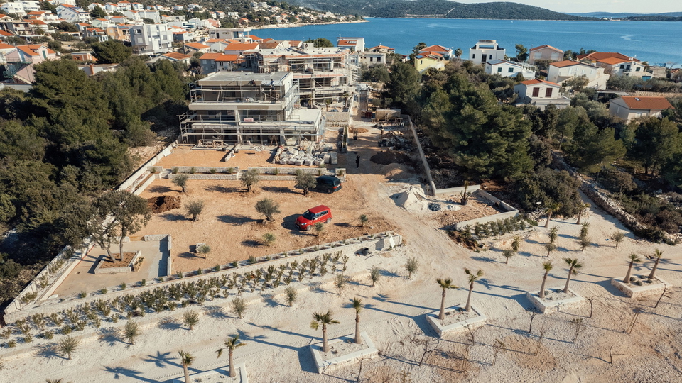 Luxury two-bedroom apartment in a new building&comma; first row by the sea - Sevid&excl;