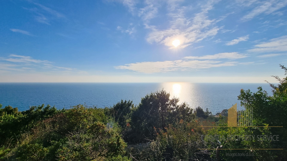 Хвар, Зараће - эксклюзивный строительный участок с разрешением на строительство роскошной виллы!