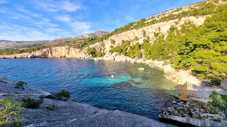 Хвар, Зараће - эксклюзивный строительный участок с разрешением на строительство роскошной виллы!