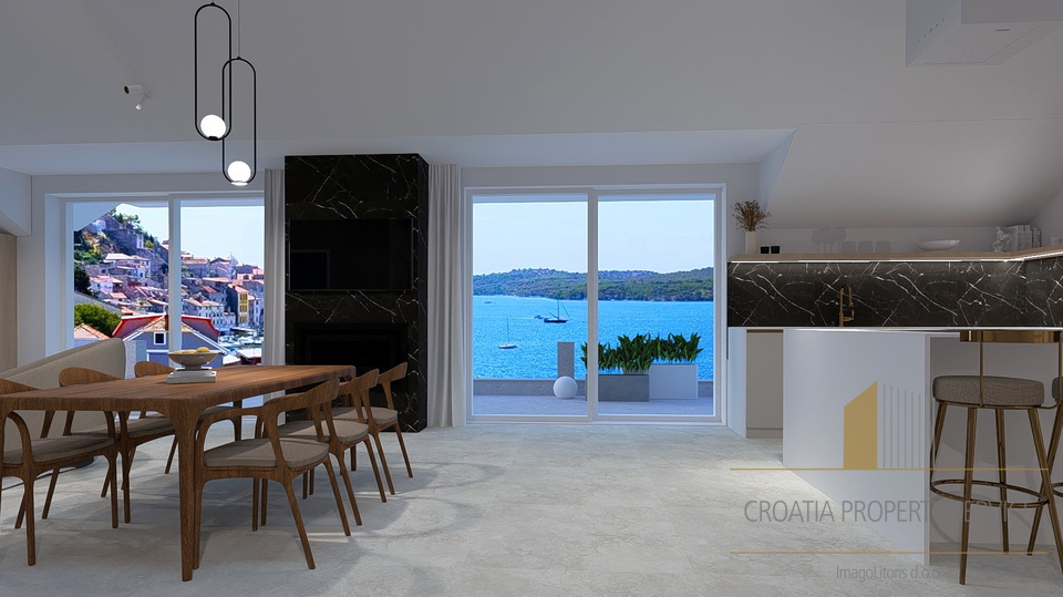 Penthouse with a beautiful sea view 50 meters from the sea in Šibenik!