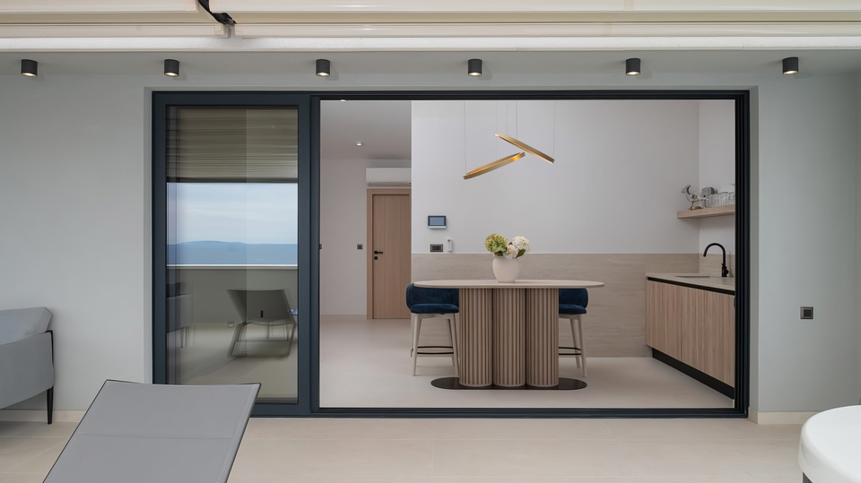 Luxury villa with panoramic sea views near Split&excl;