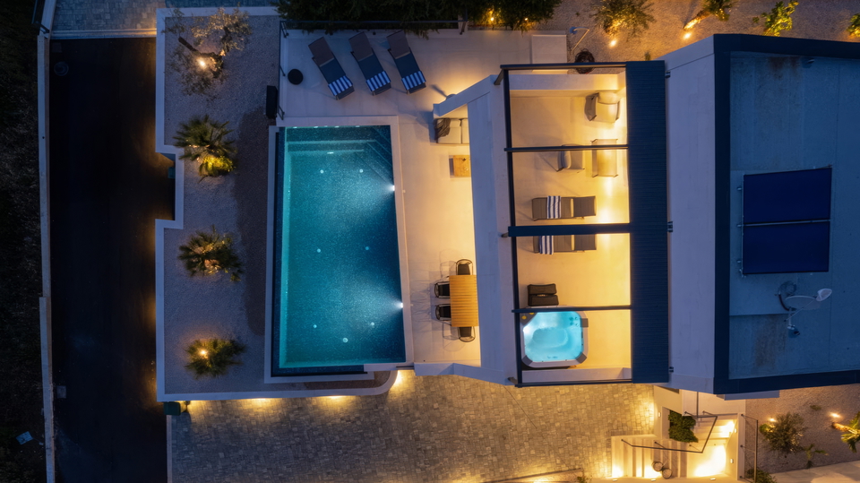 Luxury villa with panoramic sea views near Split&excl;