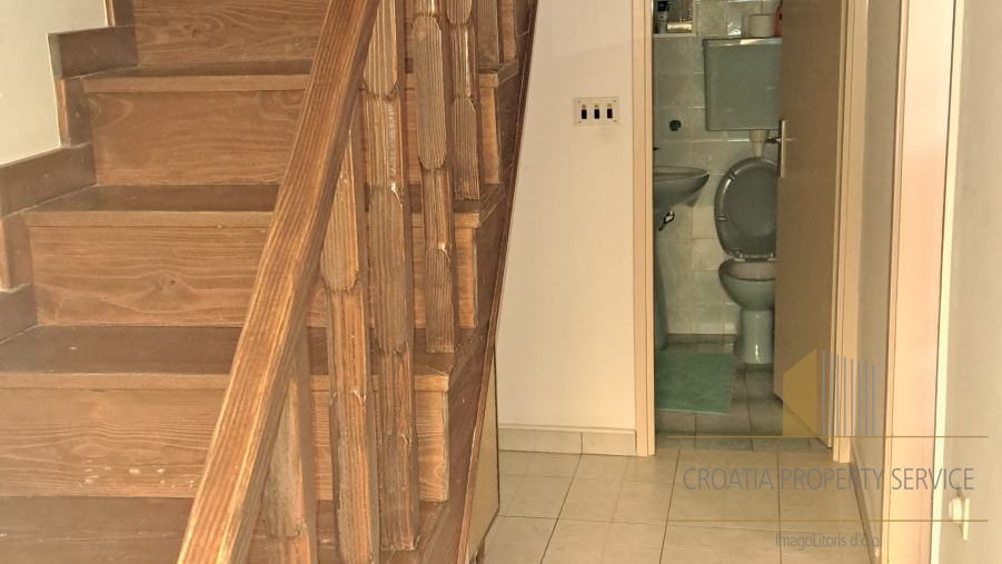 House, 135 m2, For Sale, Okrug - Okrug Gornji