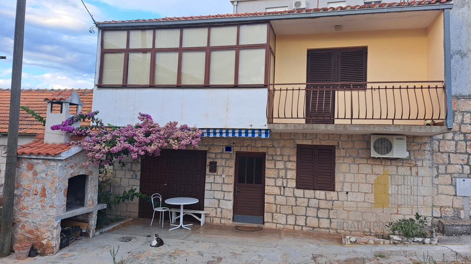 House, 135 m2, For Sale, Okrug - Okrug Gornji