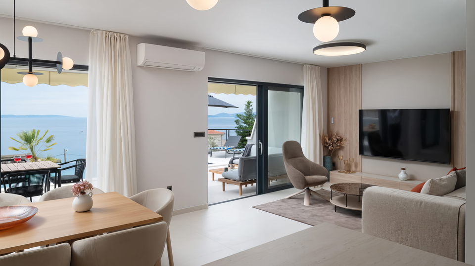 Luxury villa with panoramic sea views near Split&excl;