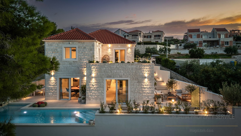 Luxury stone villa with sea view - Splitska, Brač!