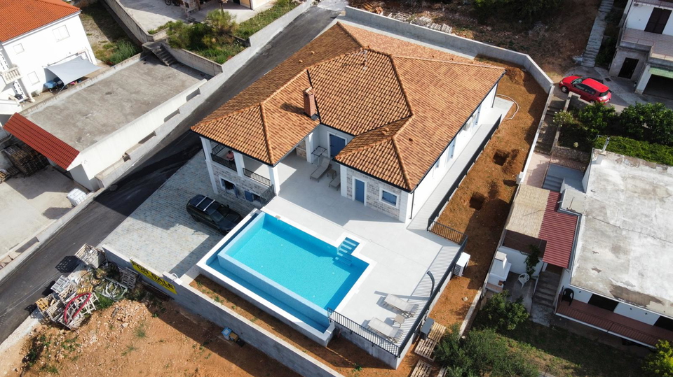 Ekskluzivna vila s panoramskim razgledom - Jelsa&comma; Hvar&excl;