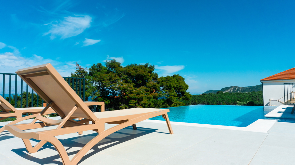 Ekskluzivna vila s panoramskim razgledom - Jelsa&comma; Hvar&excl;