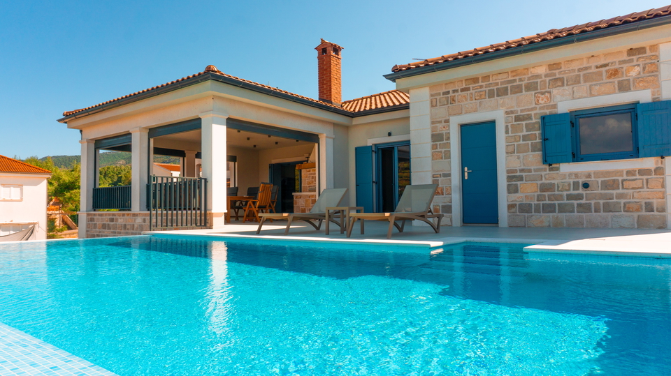 Ekskluzivna vila s panoramskim razgledom - Jelsa&comma; Hvar&excl;
