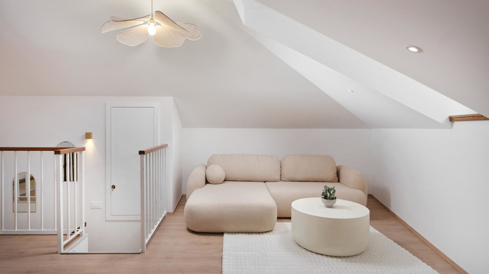 Einzigartiges luxuri&ouml;ses Haus in erster Meereslinie im Herzen von Ka&scaron;tel Novi&excl;