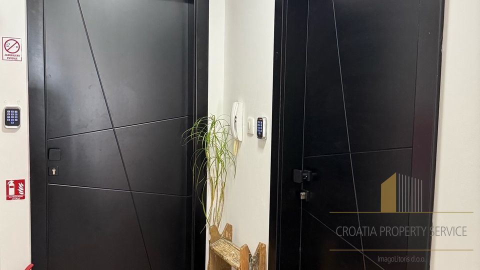 Wunderschöne Zweizimmerwohnung + Studio-Apartment im Herzen von Split!