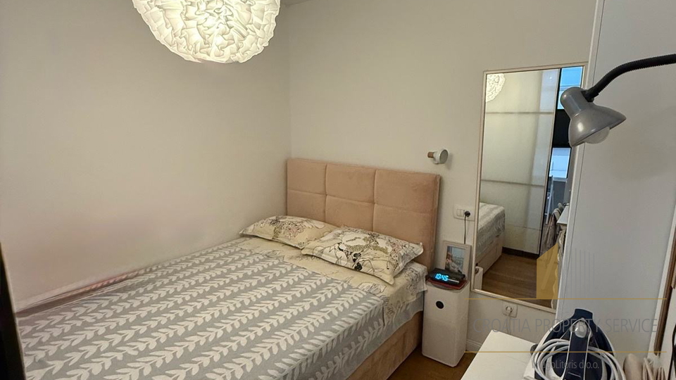 Wunderschöne Zweizimmerwohnung + Studio-Apartment im Herzen von Split!