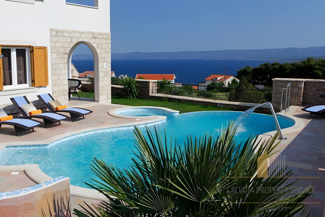 Villa di lusso con vista panoramica sul mare sull'isola di Brač!