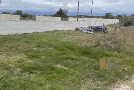 Building land near Zadar – 450 m², only 70 m from the sea!