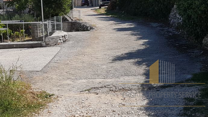 Excellent opportunity – Building land on the island of Brač, Nerežišća – 2,342 m2!