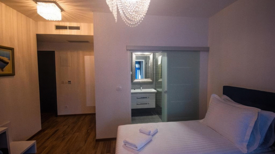 Luksuzni buti&ccaron;ni hotel v centru Splita&excl;