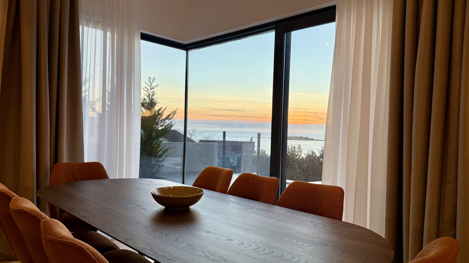 Luxusvilla mit wundersch&ouml;nem Meerblick in der N&auml;he von Rogoznica&excl;