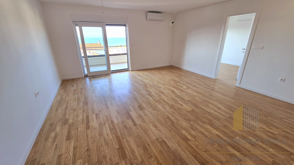 New construction! Three-room apartment with a sea view in Tučepi!
