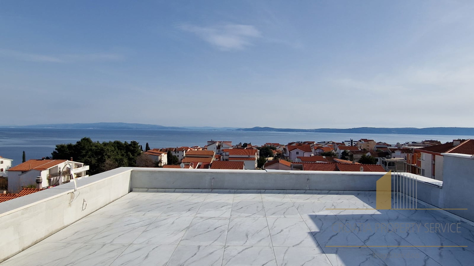 Luxury penthouse with terrace and sea view on the island of Čiovo!
