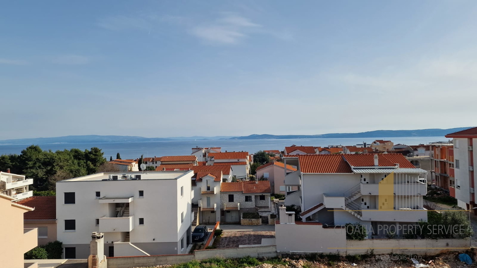 Luxury penthouse with terrace and sea view on the island of Čiovo!